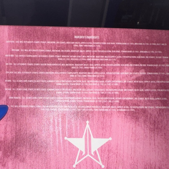 Eye shadow pallet . - Picture 5 of 5